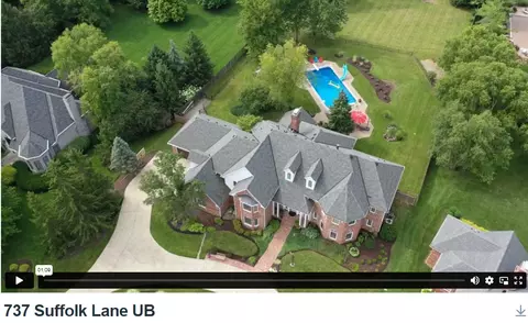 737 Suffolk Ln, Carmel, IN 46032