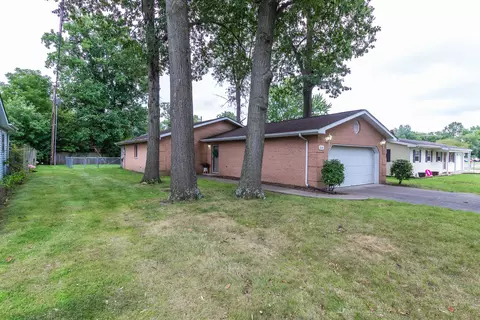808 S 32nd St, Terre Haute, IN 47803