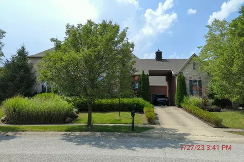 6632 Silver Creek Dr, Indianapolis, IN 46259