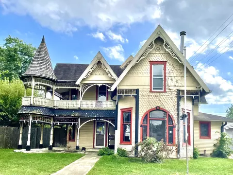 239 W Columbus St, Martinsville, IN 46151