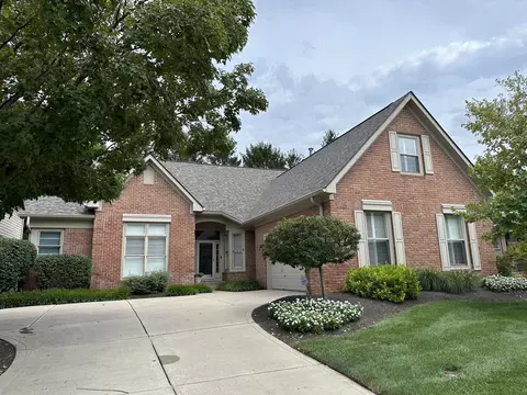 10431 Spring Highland Dr, Indianapolis, IN 46290