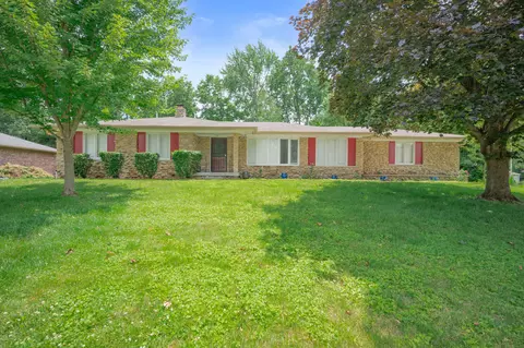 601 Brookview Dr, Greenwood, IN 46142