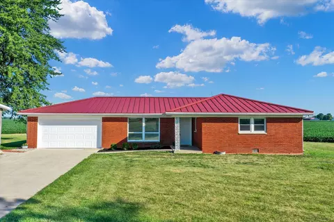 15091 N State Road 13, Elwood, IN 46036