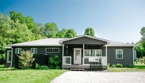 4068 Little Creek Dr S, Spencer, IN 47460