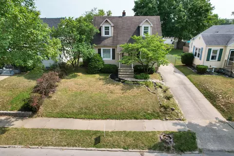 317 W 37th St, Anderson, IN 46013