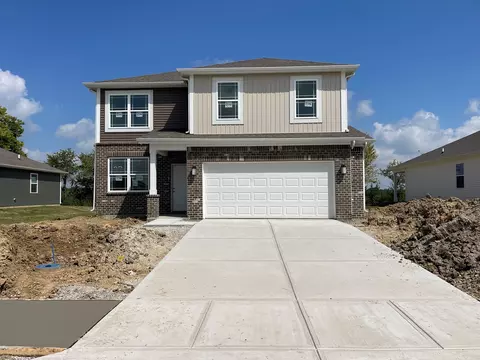 137 Hunters Ridge Dr, Danville, IN 46122