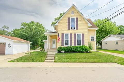 429 Mill St, Hope, IN 47246 photo 2