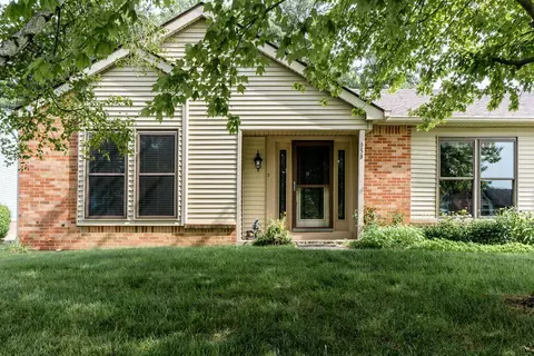 858 Brookside Ln, Plainfield, IN 46168 photo 6
