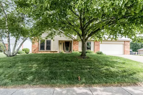 858 Brookside Ln, Plainfield, IN 46168 photo 5