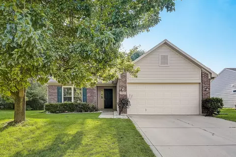 13315 Eastwood Ln, Fishers, IN 46038