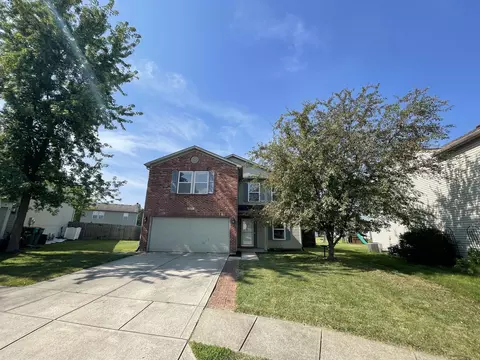 2418 Woodmont Ct, Plainfield, IN 46168