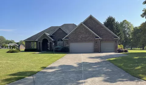 2808 W Buckeye Dr, Greenfield, IN 46140