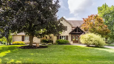 2123 Burning Tree Ln, Carmel, IN 46032