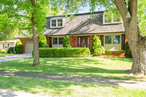 3204 W Twickingham Dr, Muncie, IN 47304