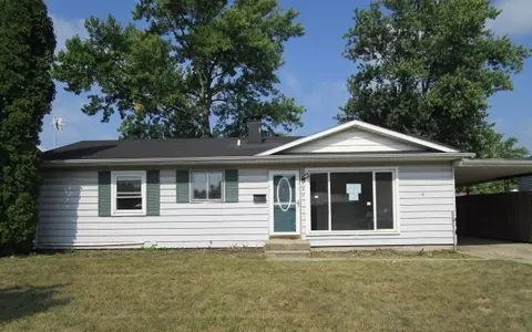 107 Eastman Rd, Chesterfield, IN 46017