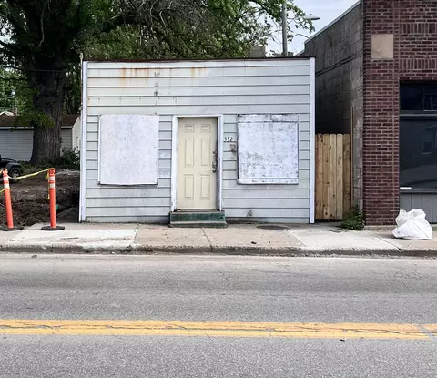 3322 E 10th St, Indianapolis, IN 46201