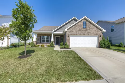 5066 Castamere Dr, Noblesville, IN 46062