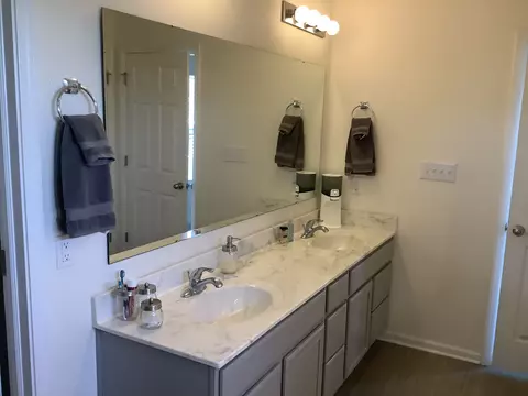 6561 Laurelwood Dr, Pendleton, IN 46064 photo 18