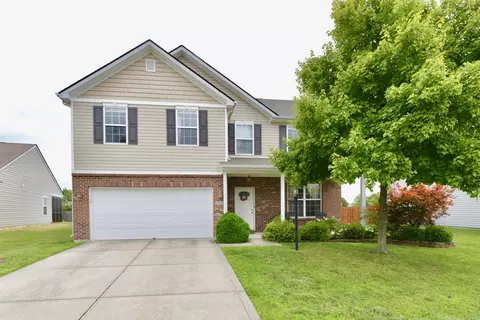 5329 Bombay Dr, Indianapolis, IN 46239