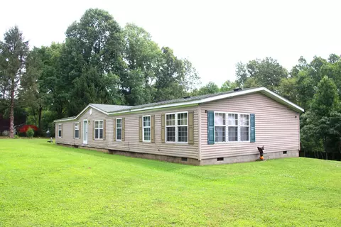 9199 Green Rd, Trafalgar, IN 46181