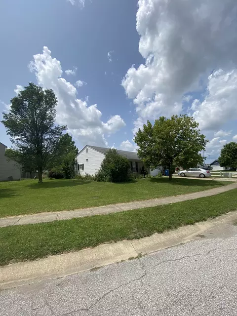 6629 Colleens Way, Indianapolis, IN 46221