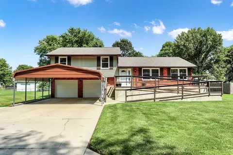 4341 N Drummond Dr, Columbus, IN 47201
