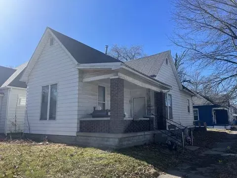 301 S 15th St, Terre Haute, IN 47807