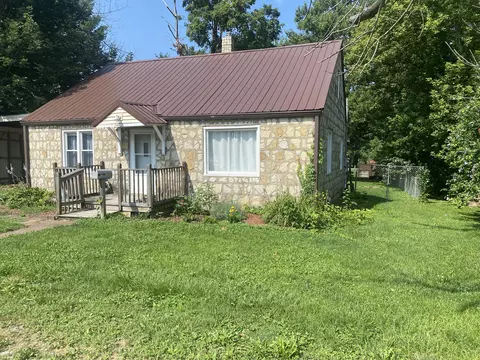 612 N Erie, Rockville, IN 47872