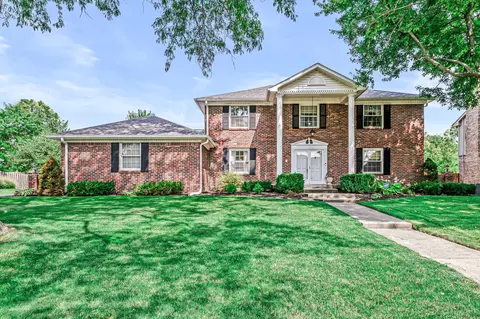 6621 Albion Dr, Indianapolis, IN 46256