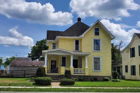 105 W Walnut St, North Vernon, IN 47265