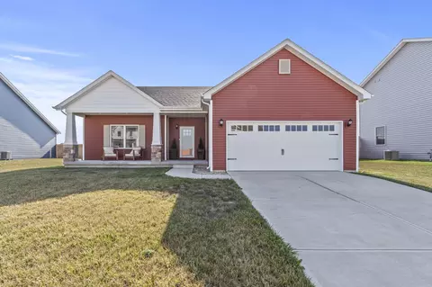 3234 Myrtle Dr, Lapel, IN 46051