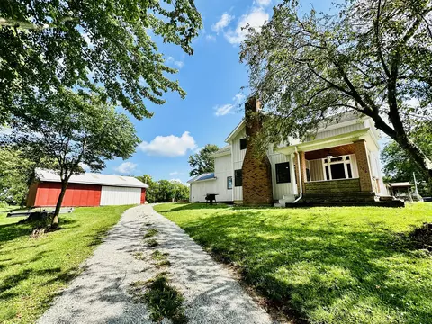 308 S Pleasant St, Milroy, IN 46156 photo 4
