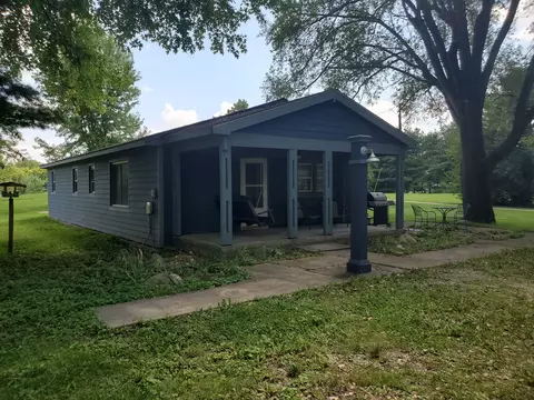 10725 N 300 E, Morristown, IN 46161