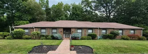 1190 W Lincoln Dr, Crawfordsville, IN 47933
