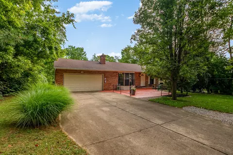 23570 Brightwood Dr, Lawrenceburg, IN 47025