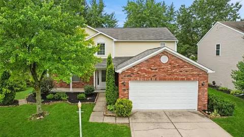 6141 Moss Wood Dr, Fishers, IN 46038