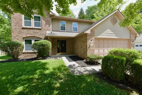 11591 Wildflower Ct, Fishers, IN 46038
