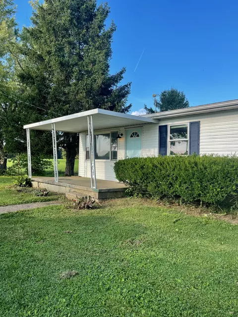 13233 Youngs Corner Rd, Brookville, IN 47012