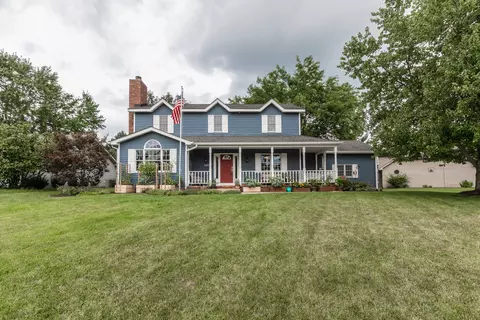 420 Oakbrook Dr, Columbus, IN 47201