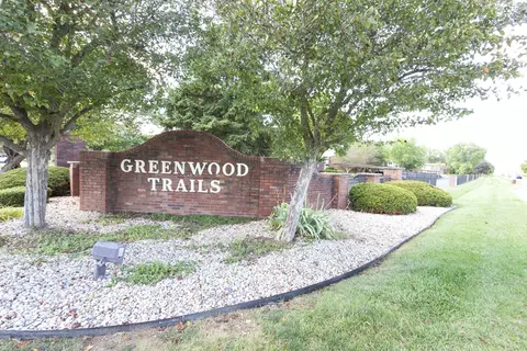 39 Trails End St, Greenwood, IN 46142