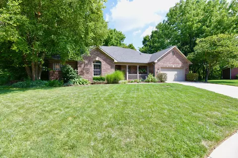 7004 Peacock Ct, Plainfield, IN 46168