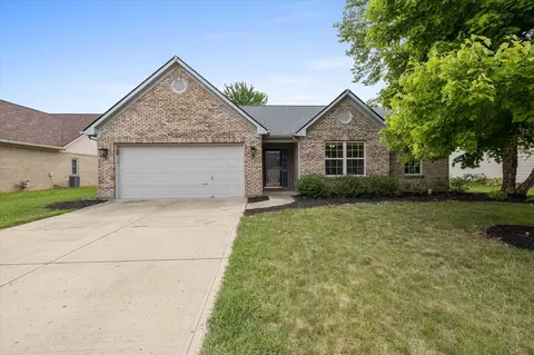 1017 Fountain Grass Dr, Greenwood, IN 46143
