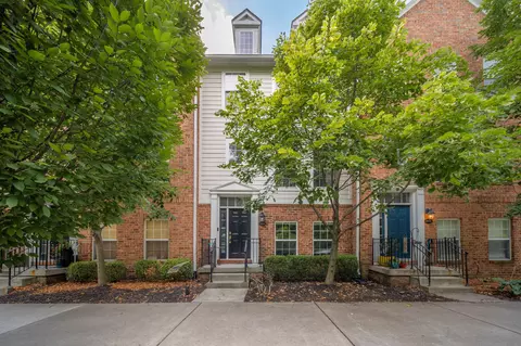 1044 Cavendish Dr, Carmel, IN 46032