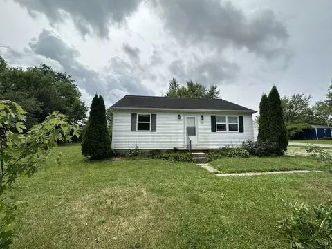 805 E Washington St, Parker City, IN 47368