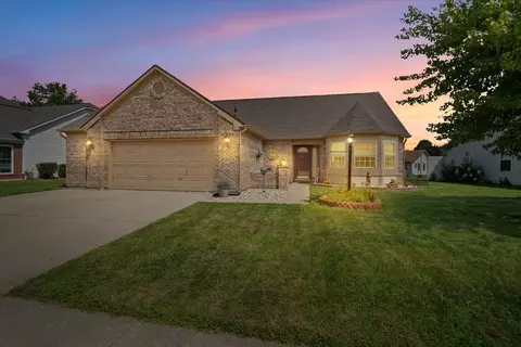 1264 Crisfield Cir, Greenwood, IN 46142
