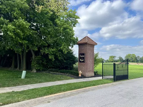 1548 Tottenham Dr, Danville, IN 46122