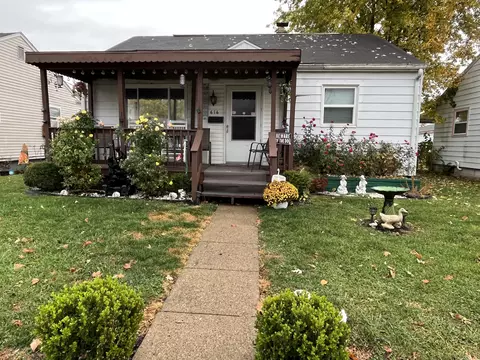 616 Miller Ave, Shelbyville, IN 46176