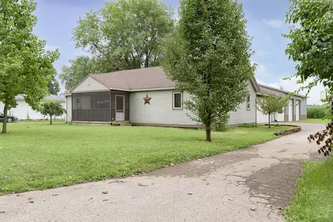 239 W Old South St, Bargersville, IN 46106