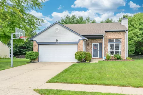 1018 Monitor Ct, Greenwood, IN 46143
