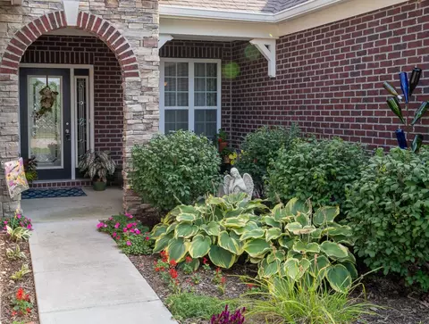 10007 Pepper Tree Ln, Noblesville, IN 46060